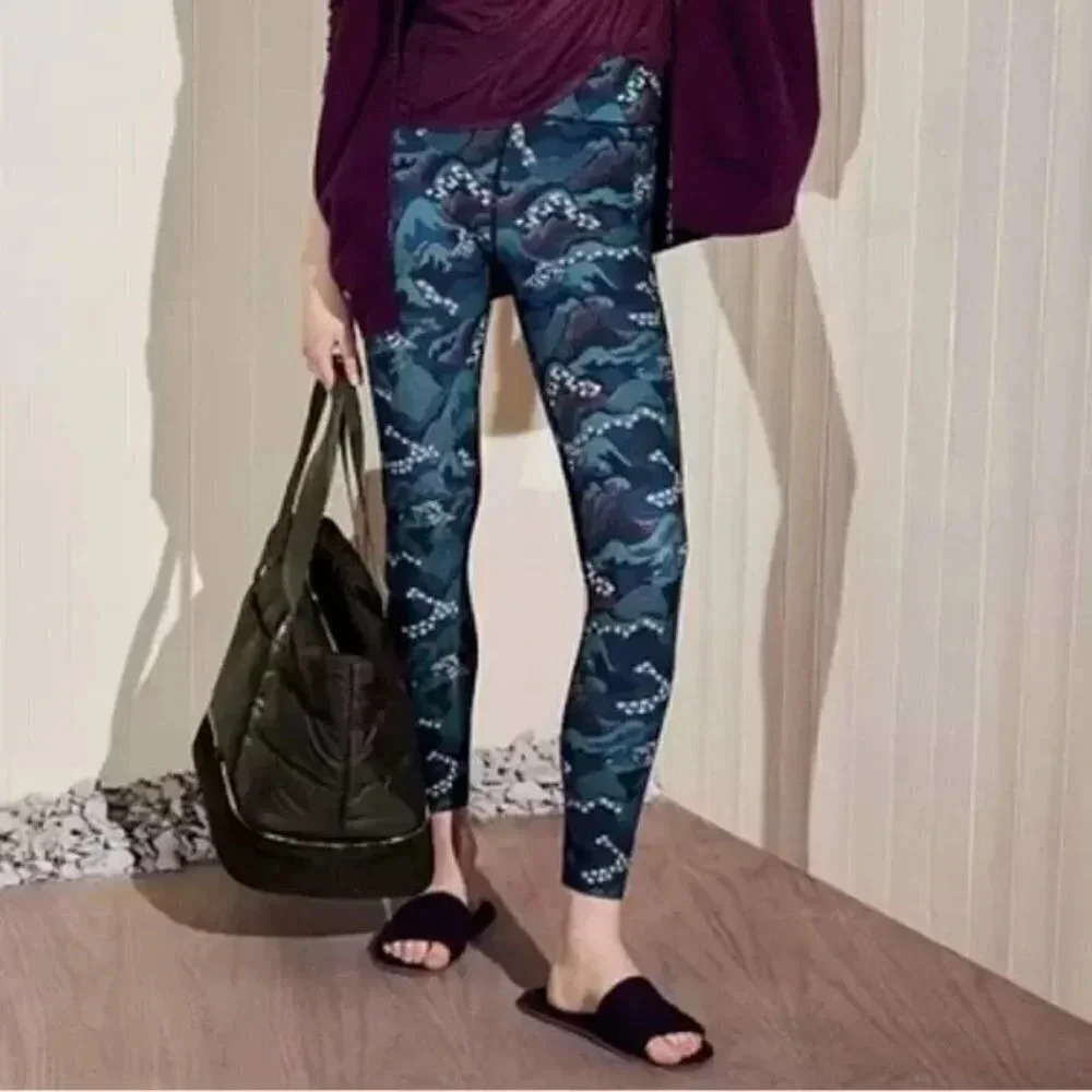 Sweaty Betty Zero Gravity Run Leggings Japanese Floral Print